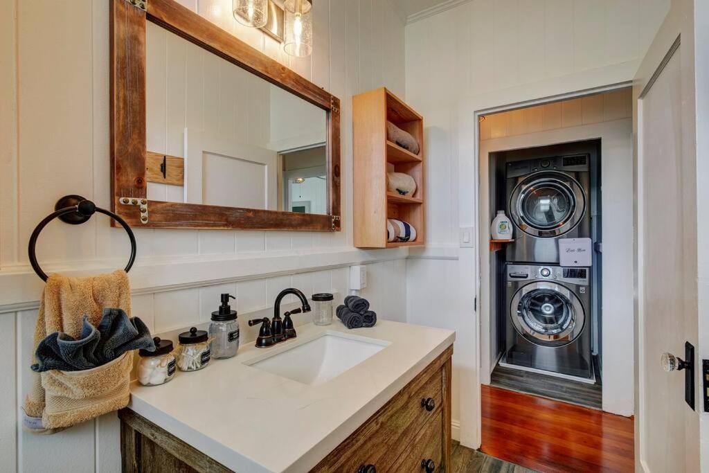 New Paddler'S Inn- 3Br Hilo Downtown Екстер'єр фото